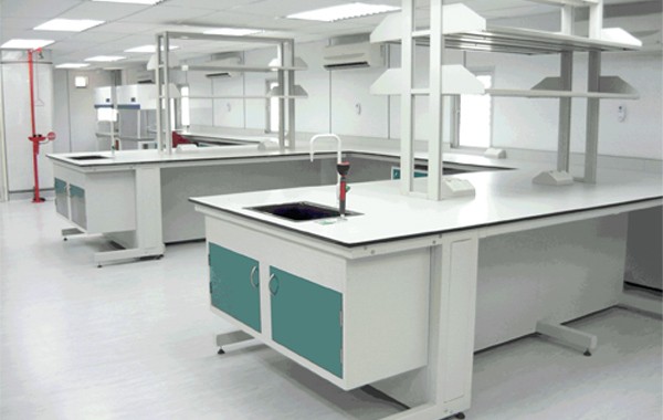 laboratory_furniture_UAE